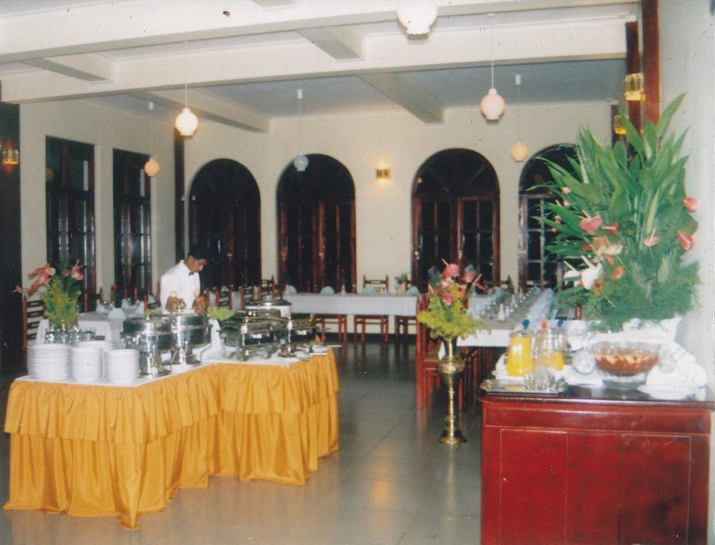 Royal Mount Hotel Kandy Exterior foto
