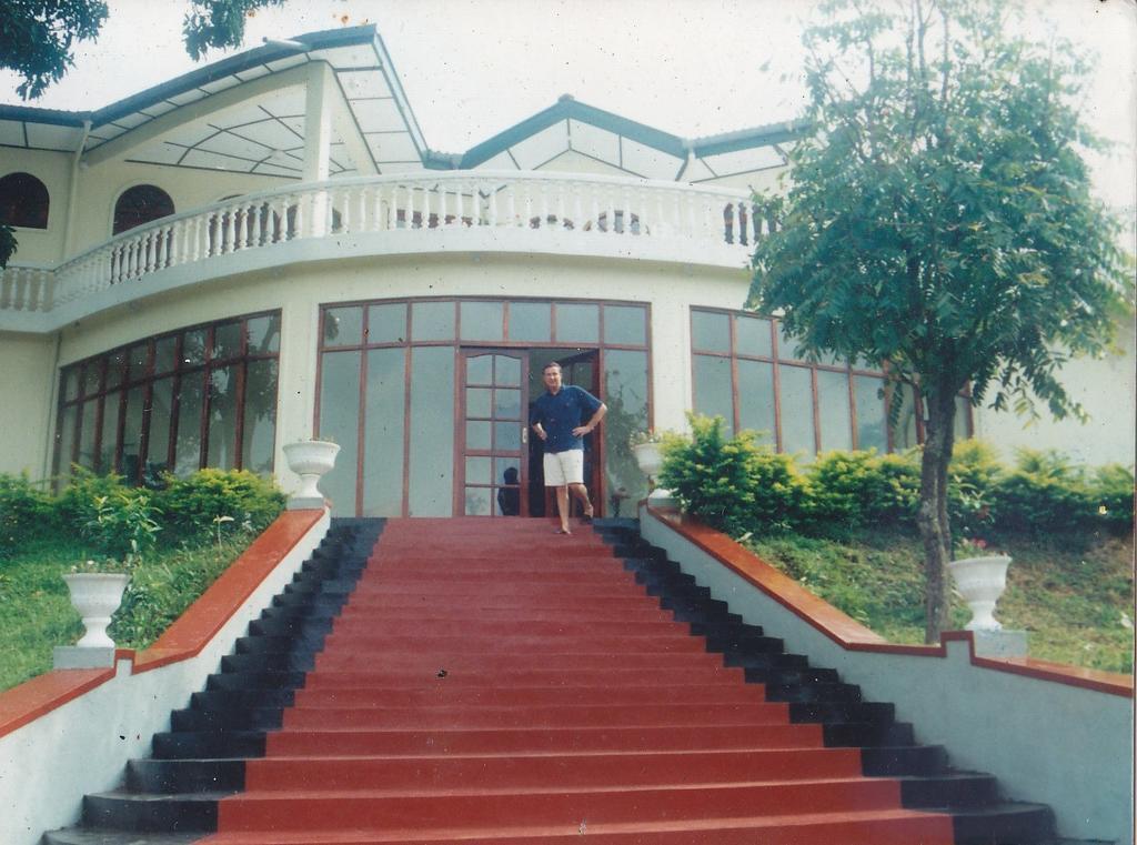Royal Mount Hotel Kandy Exterior foto